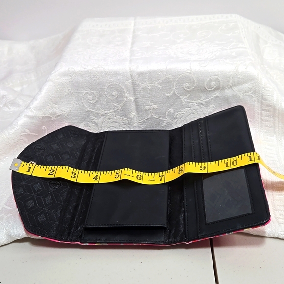 Adrienne Vittadini. Floral Pink. Clutch Wallet. - Picture 10 of 10